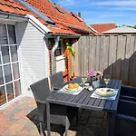 Διαμέρισμα Huus An't Koornfeld, Urlaub An Der Nordsee Im Herzen Von Ostfriesland, Nahe Norden-norddeich *
