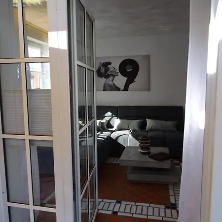 Huus An't Koornfeld, Urlaub An Der Nordsee Im Herzen Von Ostfriesland, Nahe Norden-norddeich Apartment *