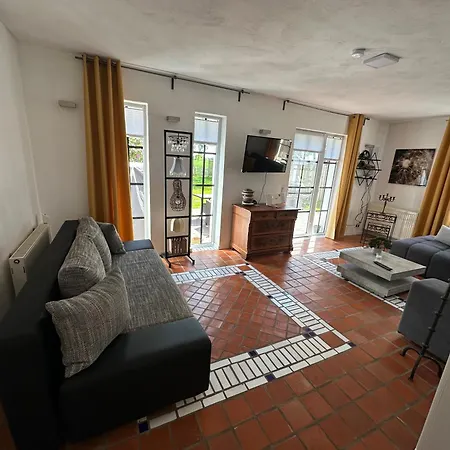 Huus An't Koornfeld, Urlaub An Der Nordsee Im Herzen Von Ostfriesland, Nahe Norden-norddeich