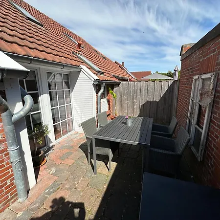 Huus An't Koornfeld, Urlaub An Der Nordsee Im Herzen Von Ostfriesland, Nahe Norden-norddeich Apartment Osteel