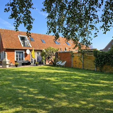 Huus An`t Koornfeld, Urlaub An Der Nordsee Im Herzen Von Ostfriesland, Nahe Norden-norddeich * Osteel